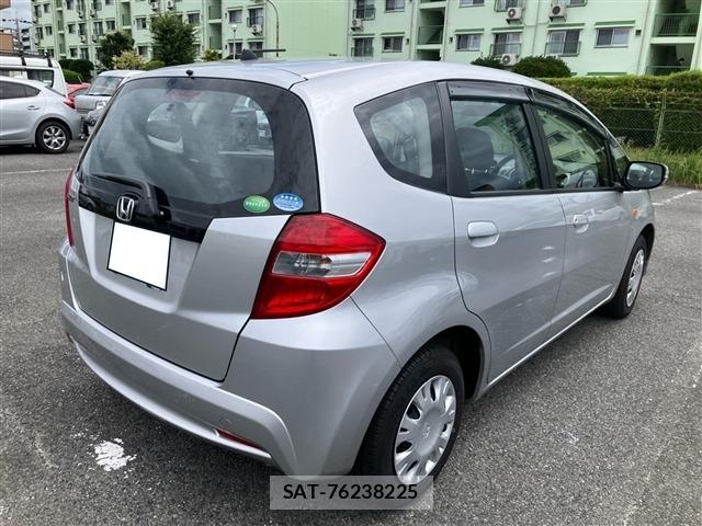 Honda FIT 2013 8919784-9