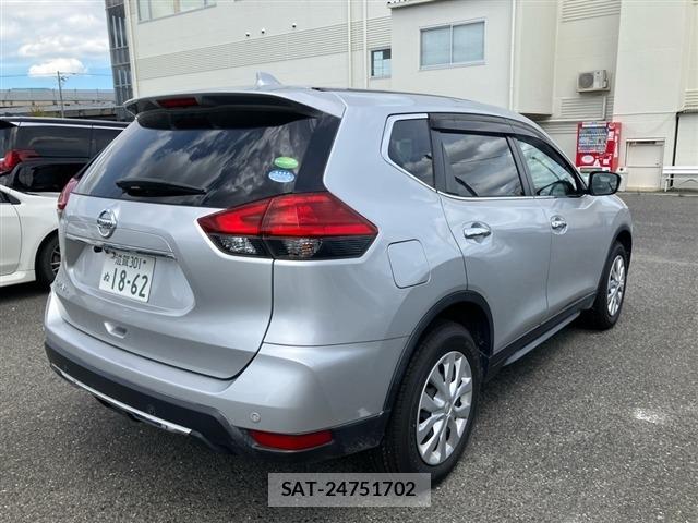 Nissan X-TRAIL 2018 8926119-9