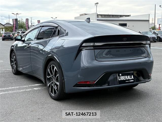 Toyota PRIUS 2023 8735325-13