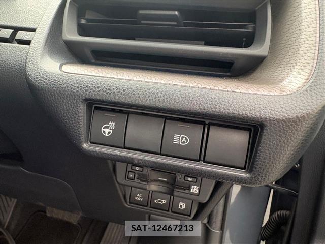 Toyota PRIUS 2023 8735325-20