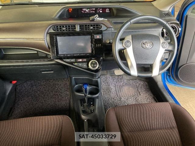 Toyota AQUA 2015 8704792-3