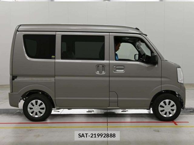Suzuki EVERY 2026 8809836-3