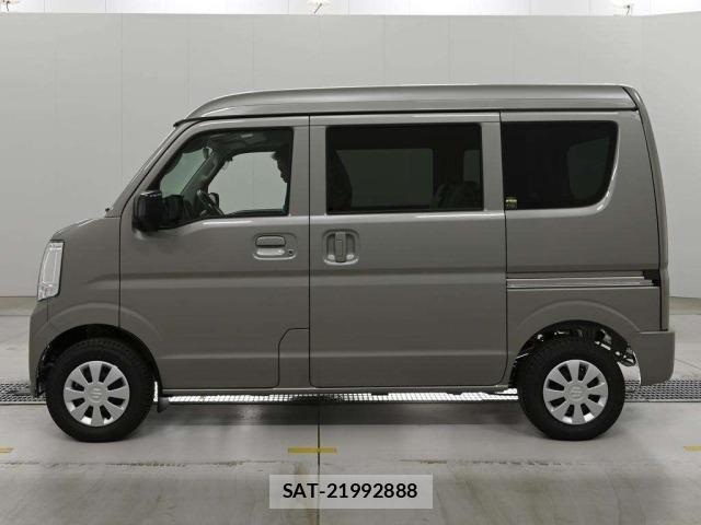 Suzuki EVERY 2026 8809836-4