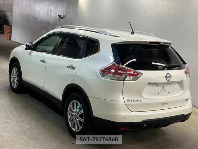 Nissan X-TRAIL 2016 8825607-1
