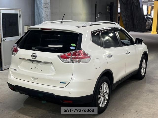 Nissan X-TRAIL 2016 8825607-5