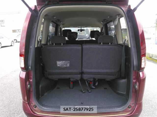 Nissan SERENA 2010 8853687-10