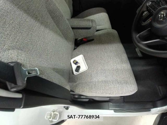 Suzuki SPACIA 2026 8719204-10
