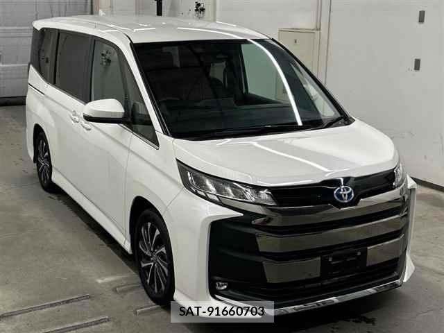 Toyota NOAH 2024 8870237-0
