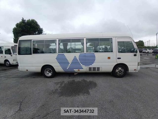 Hino LIESSE 2011 8935446-3