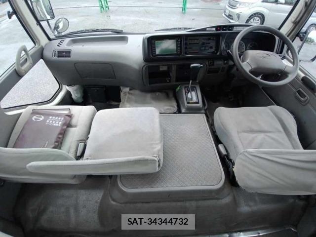 Hino LIESSE 2011 8935446-9