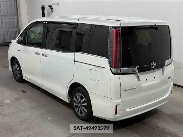 Toyota ESQUIRE 2017 8908405-1