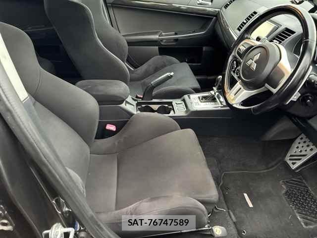 Mitsubishi LANCER 2010 8808586-7