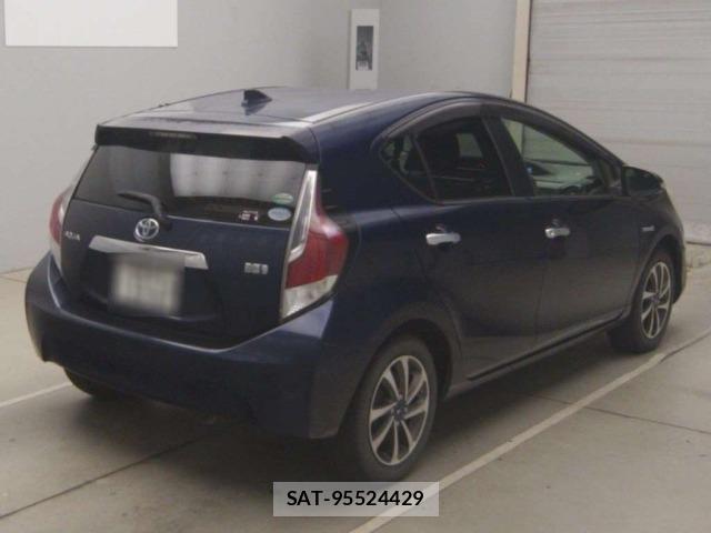 Toyota AQUA 2016 8705877-1