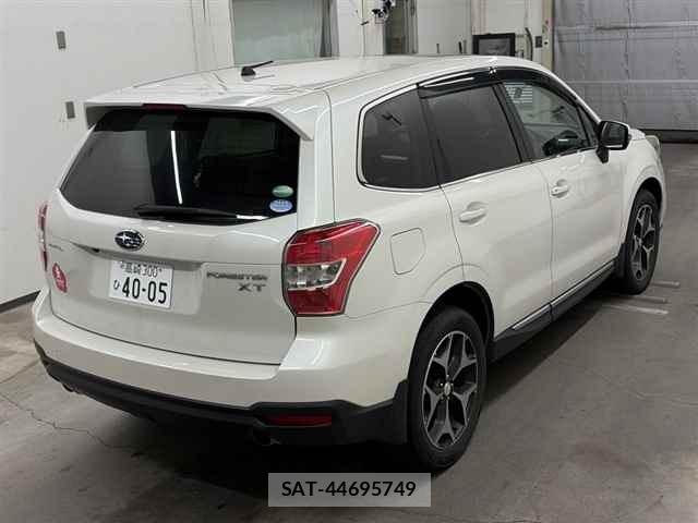 Subaru FORESTER 2014 8689444-5