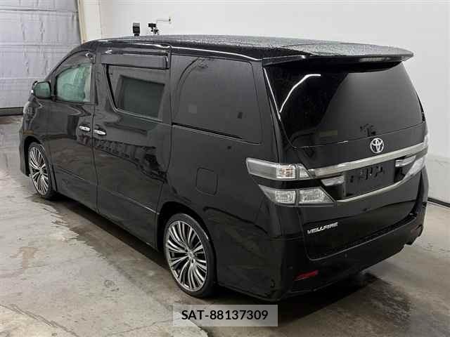 Toyota VELLFIRE 2013 8903710-1