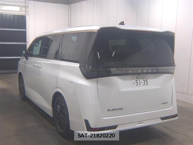 Nissan ELGRAND 2026 8689650-1