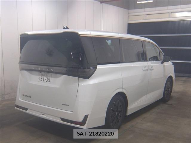 Nissan ELGRAND 2026 8689650-5