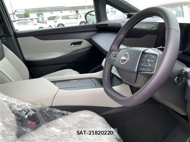 Nissan ELGRAND 2026 8689650-7