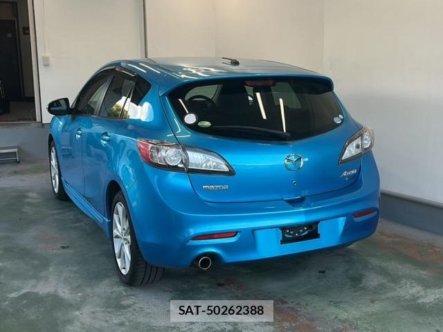 Mazda AXELA 2009 8678481-1