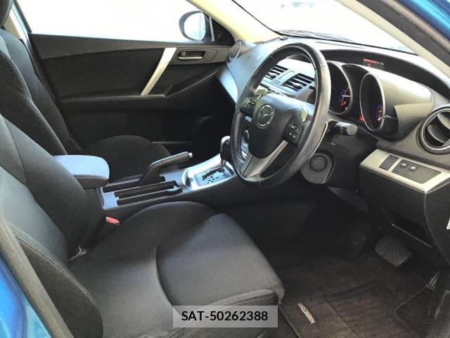 Mazda AXELA 2009 8678481-5