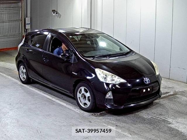 Toyota AQUA 2012 8704789-0