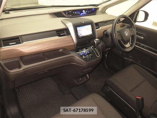 Honda FREED 2023 8716498-4