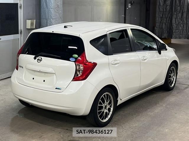 Nissan NOTE 2013 8910394-5