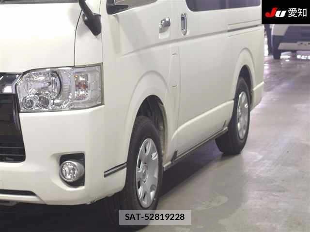 Toyota HIACE VAN 2019 8697495-7