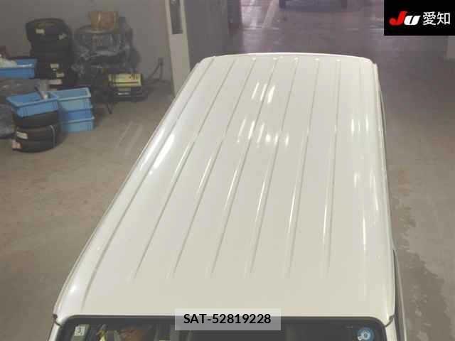 Toyota HIACE VAN 2019 8697495-9