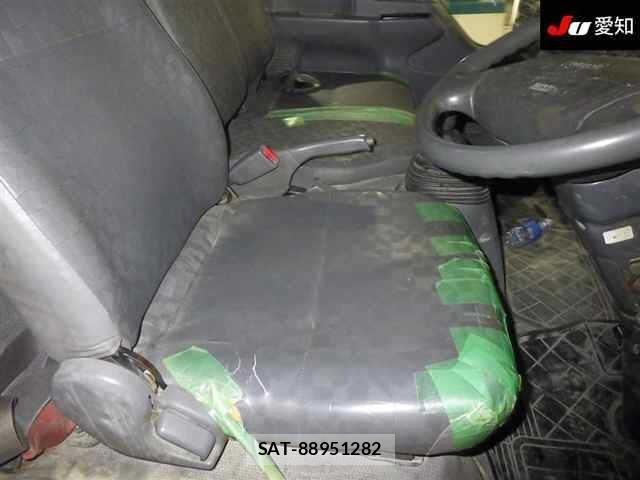 Mazda TITAN 2004 8864627-6