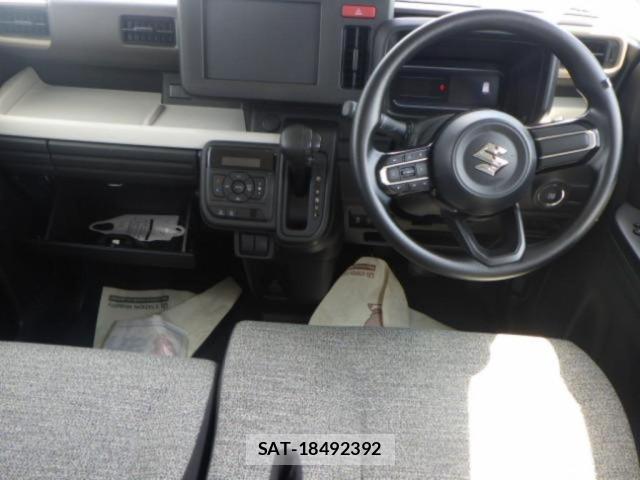 Suzuki SPACIA 2023 8678740-3