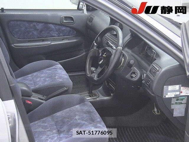 Toyota SPRINTER CARIB 2001 8901889-3