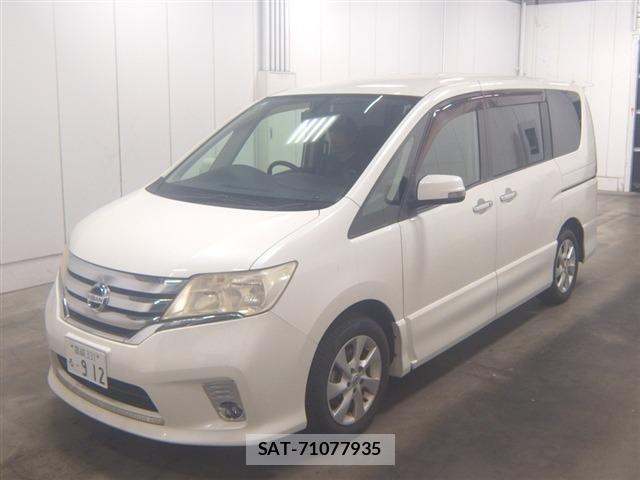 Nissan SERENA 2011 8693062-4