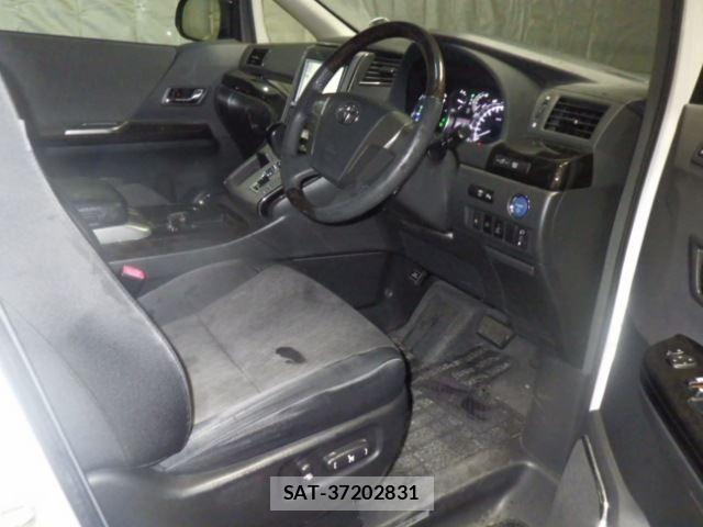 Toyota VELLFIRE 2013 8903856-3