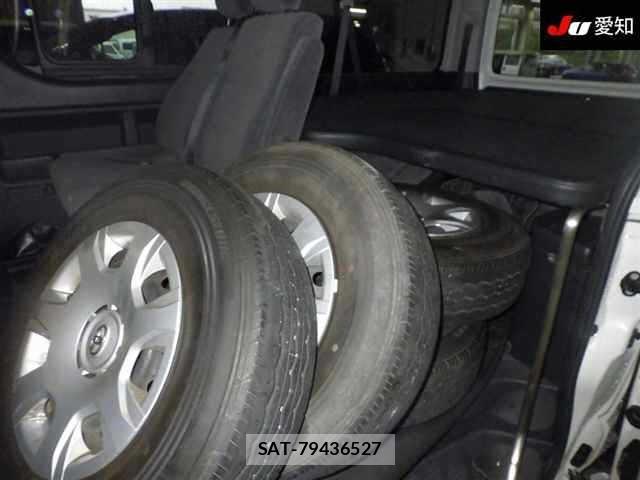 Toyota HIACE WAGON 2016 8809713-4