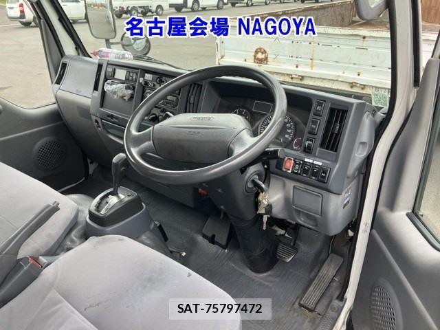 Mazda TITAN 2015 8747603-4