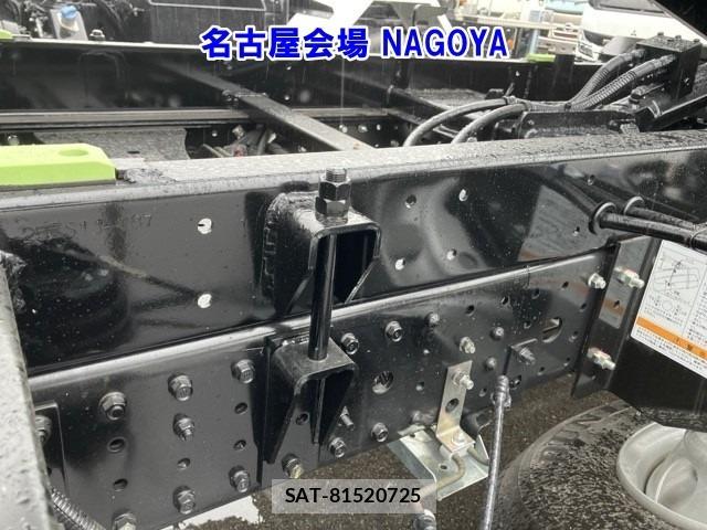 Mitsubishi CANTER 2026 8952793-12