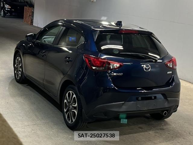 Mazda DEMIO 2016 8907615-1