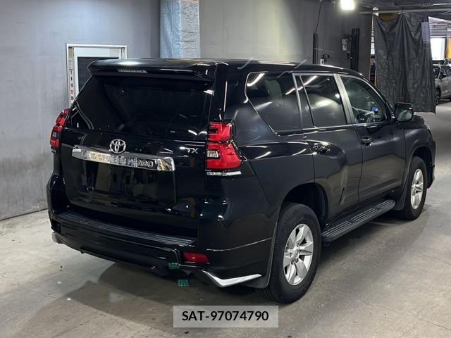 Toyota LAND CRUISER PRADO 2017 8906833-5
