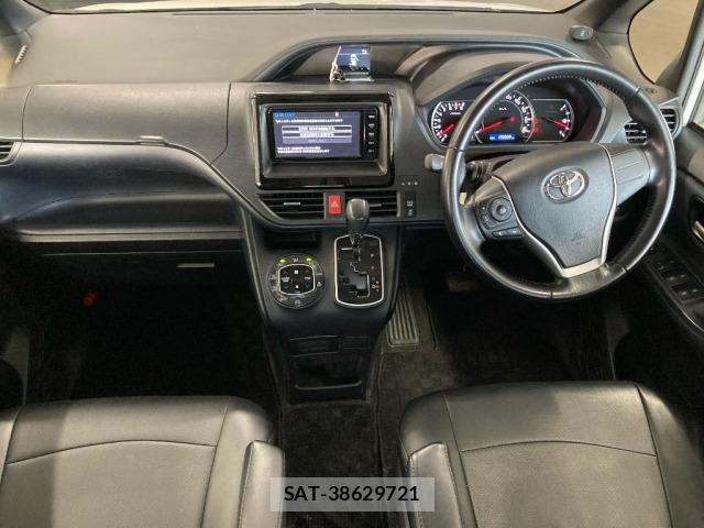 Toyota NOAH 2015 8706068-3