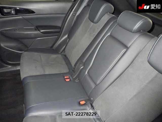 Mitsubishi ECLIPSE CROSS 2023 8786511-4