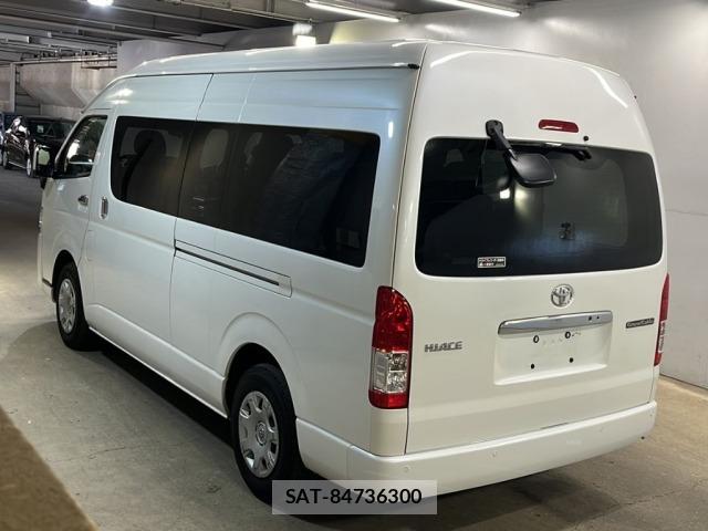 Toyota HIACE WAGON 2022 8915202-1