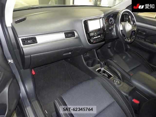 Mitsubishi OUTLANDER 2015 8807985-3
