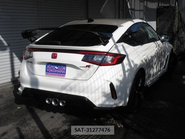 Honda CIVIC 2026 8909932-26