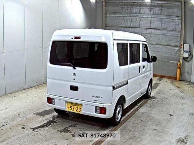 Suzuki EVERY 2026 8851785-5
