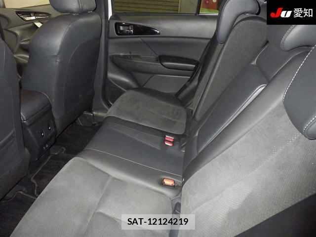 Mitsubishi ECLIPSE CROSS 2024 8786512-4