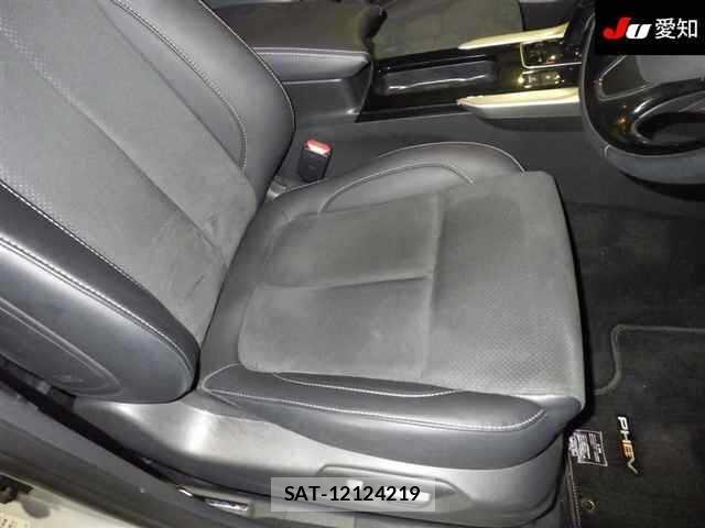 Mitsubishi ECLIPSE CROSS 2024 8786512-6