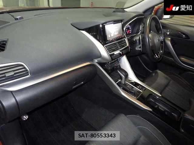 Mitsubishi ECLIPSE CROSS 2018 8786514-3