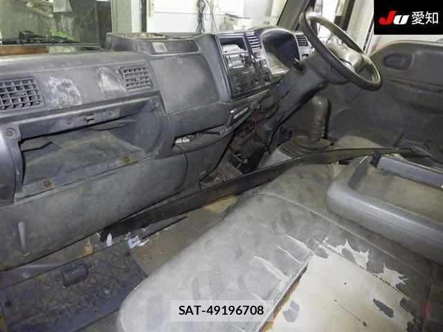 Mazda TITAN 2001 8927381-3