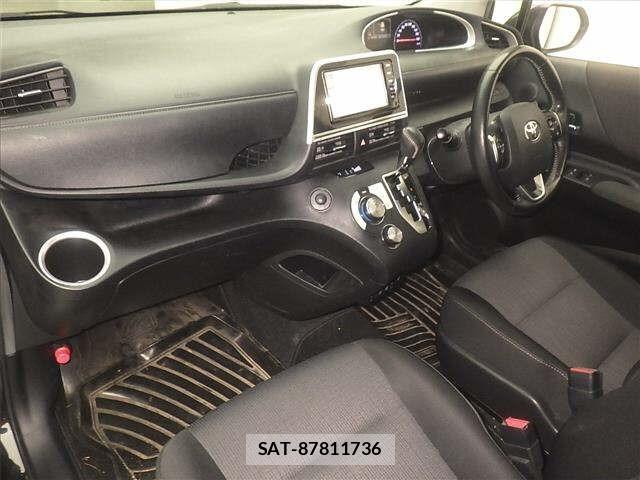 Toyota SIENTA 2021 8672318-4